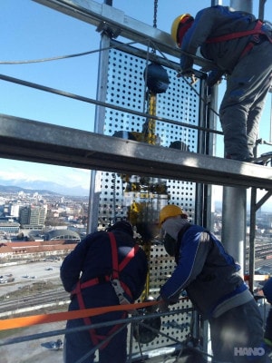 The final part of the A-Tower Ljubljana skyscraper is being installed